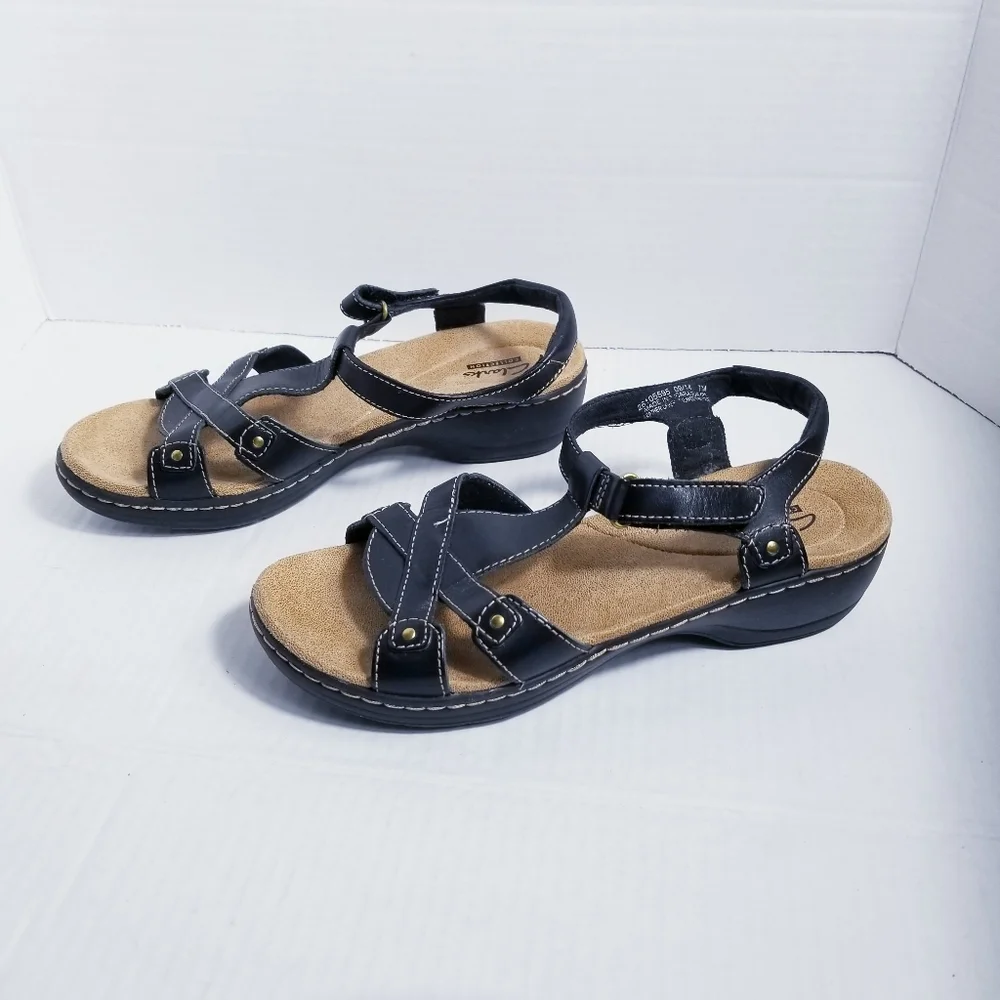 CLARK WOMEN'S DARK BROWN VELCRO SANDALS SIZE 7